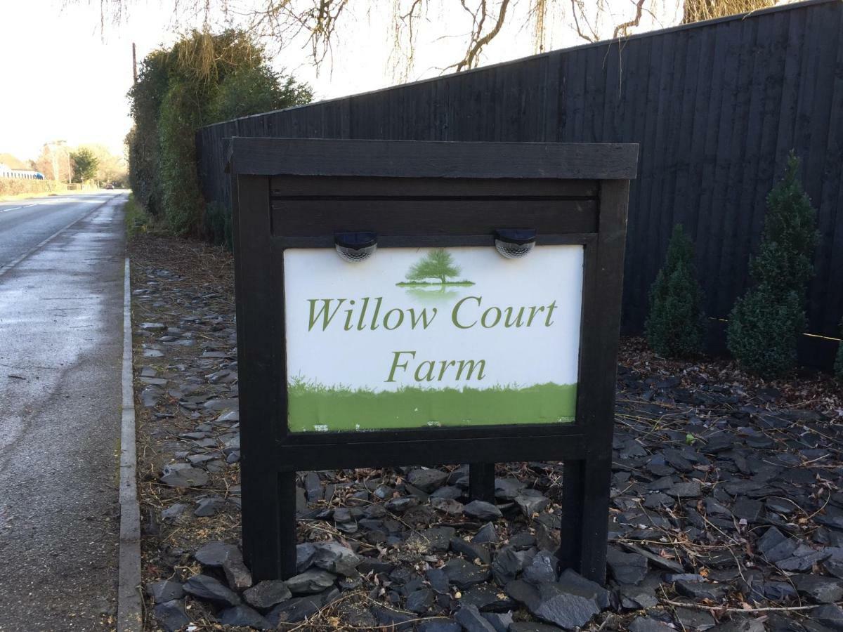 Willow Court Farm Studio South & Petting Farm, 8 Mins From Legoland & Windsor, 15 Mins From Lapland Uk Exteriér fotografie